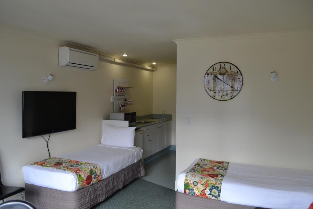 Colonial Lodge Motel Taupo Exteriér fotografie