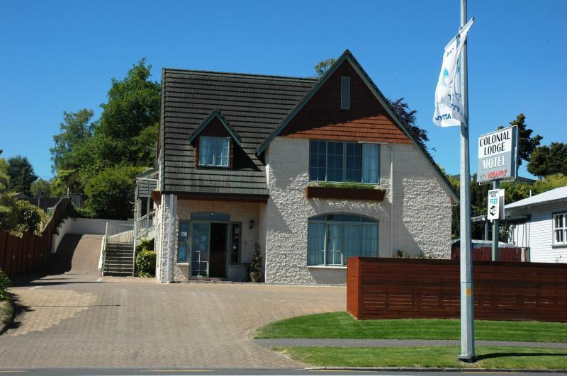 Colonial Lodge Motel Taupo Exteriér fotografie